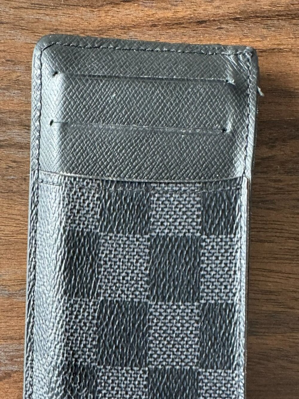 Louis Vuitton Neo Card Holder